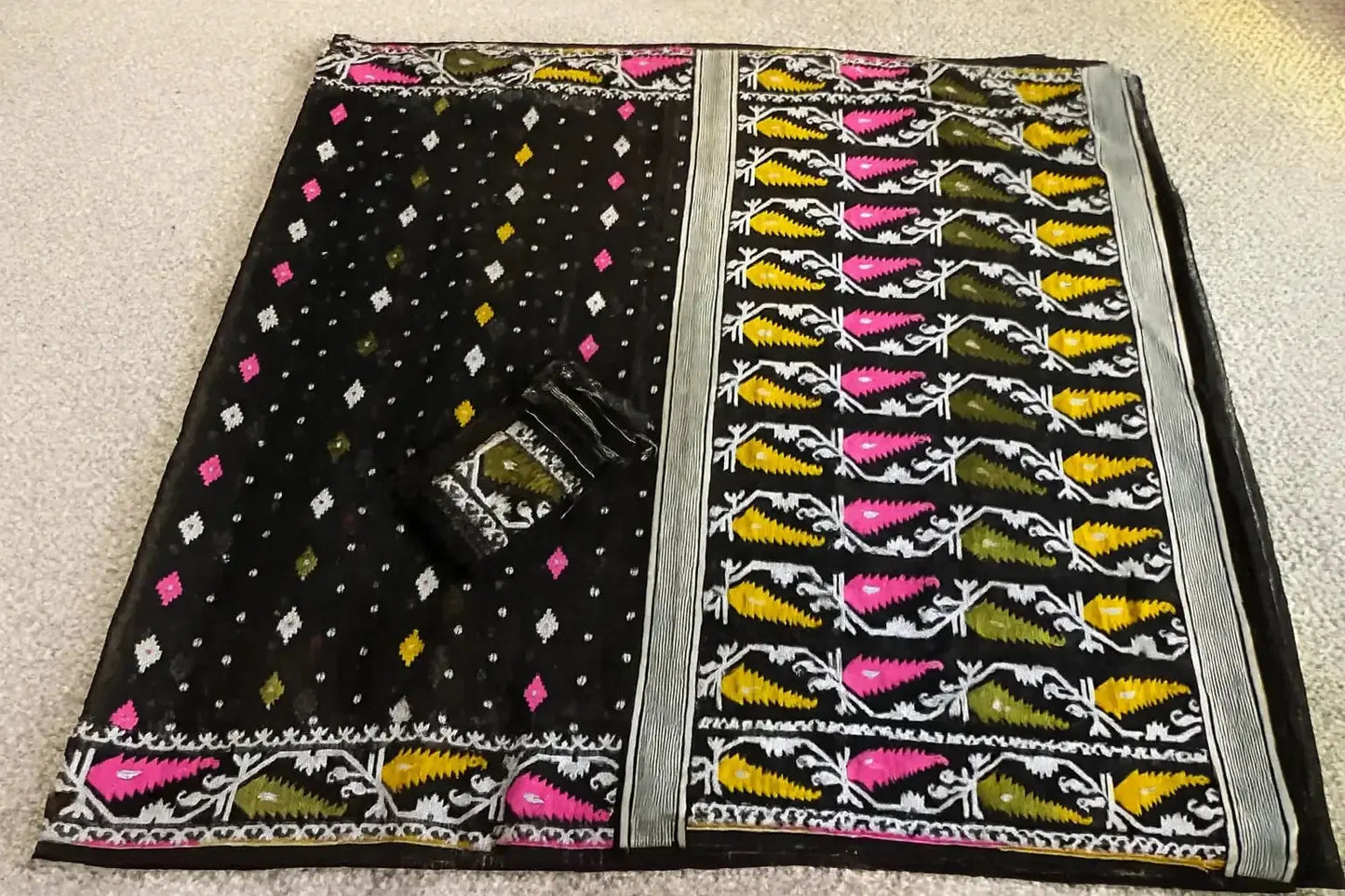 Bengal Handloom Jamdani Saree Black Multi - Deepika's Adornments