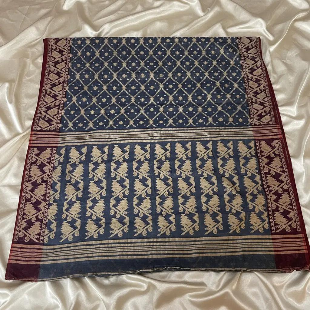 Bengal Handloom Jamdani GREY AND MAROON - Deepika's Adornments