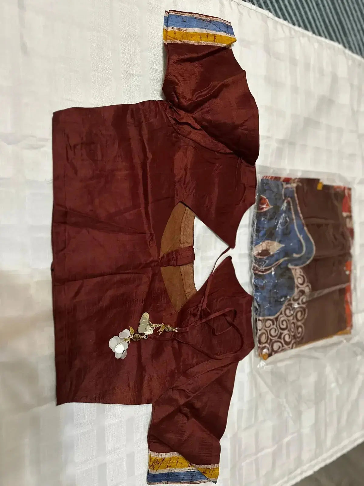 Pure Bishnupuri Silk Hand WaxBatik Sarees-Rust Maroon - Deepika's Adornments