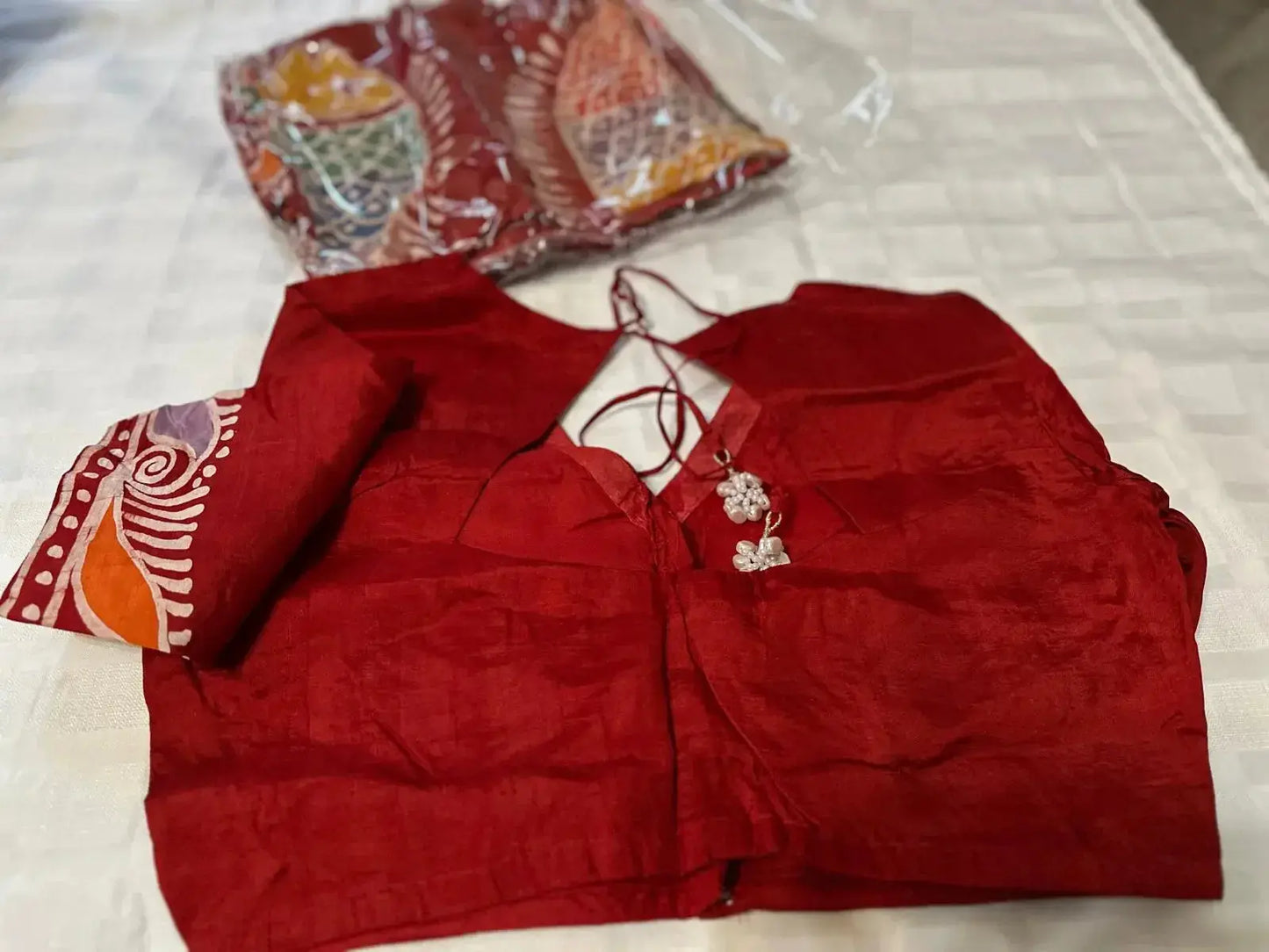 Pure Bishnupuri Silk Hand WaxBatik Sarees-Gold Red - Deepika's Adornments