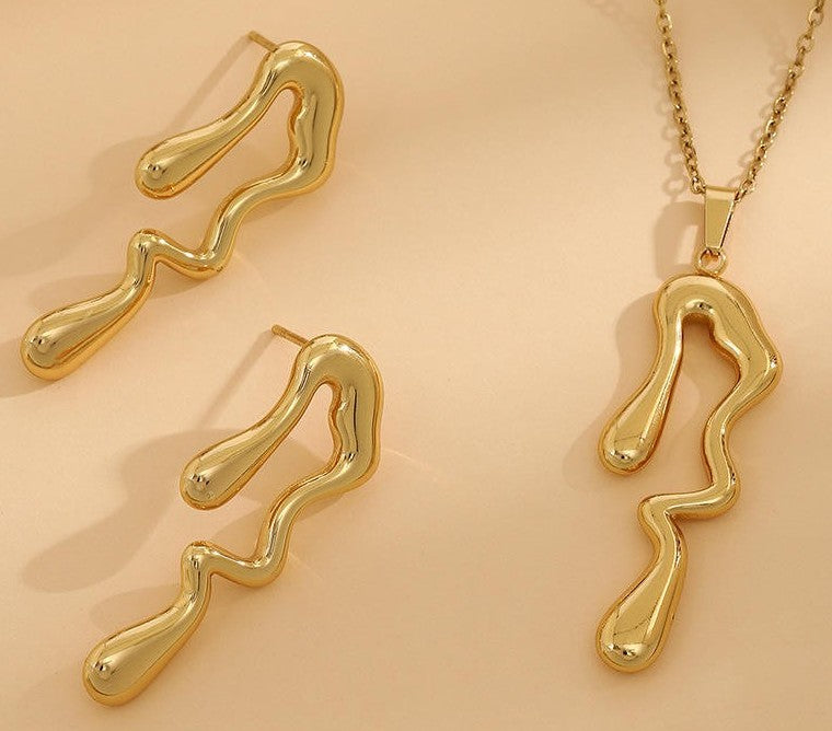 Dainty Non-Tarnish Necklace Set