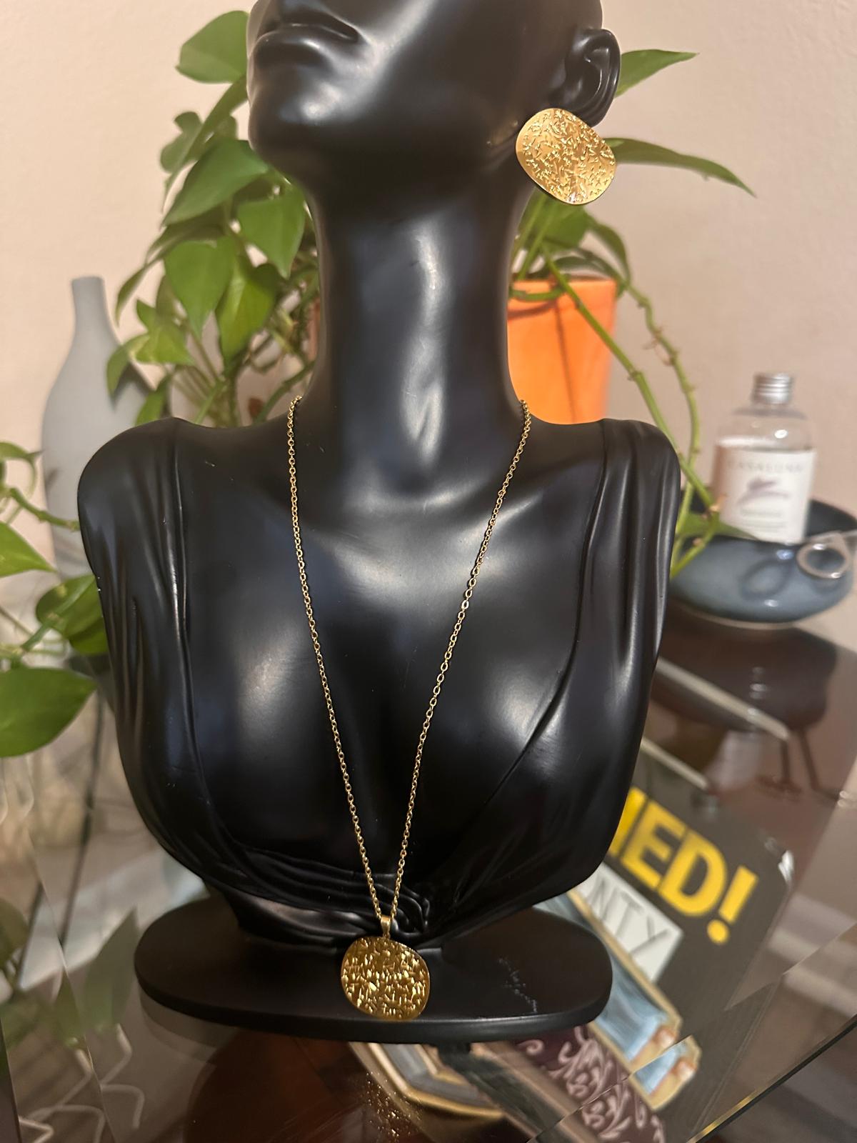 Dainty Non-Tarnish Necklace Set