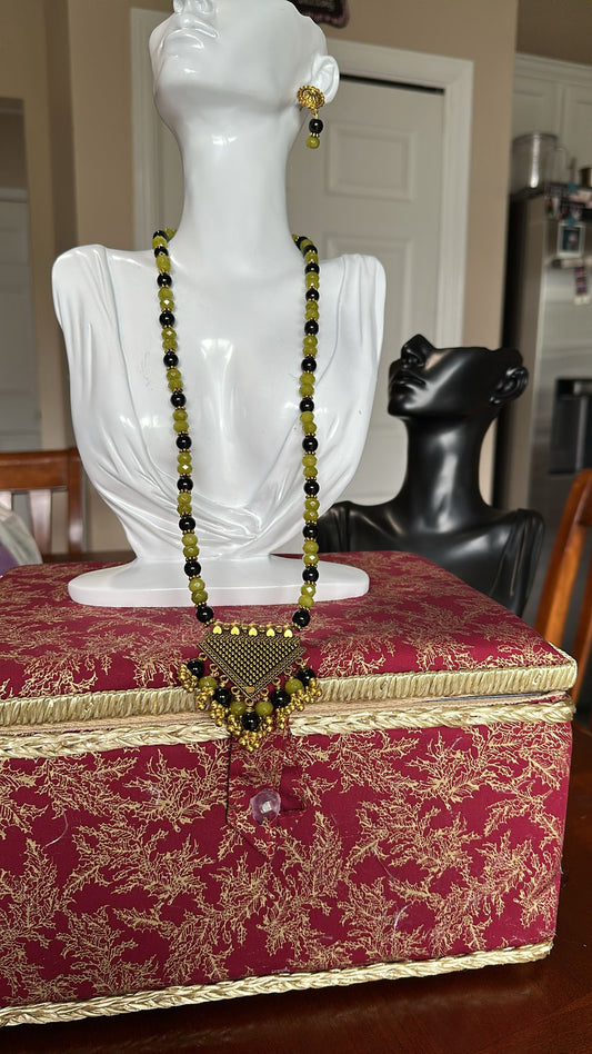 Handcrafted Contemporary Beads BJ025A