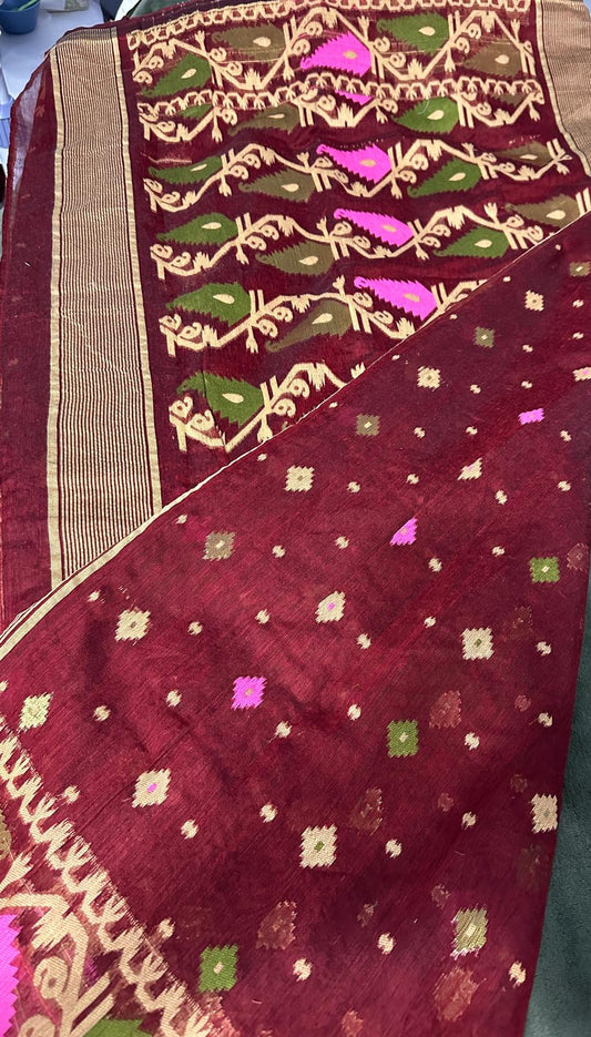 Bangali Jamdani Handweaved-Mehroon/green/pink
