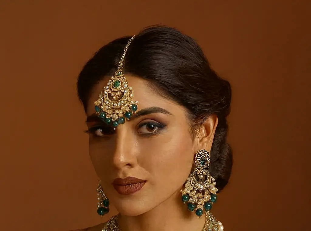 Kundan Bridal Necklace Set with Maang Tika on model