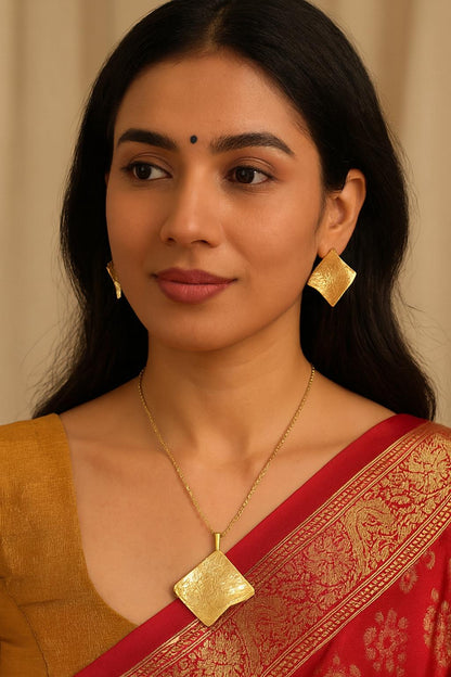 Dainty Non Tarnish Big Charm Necklace