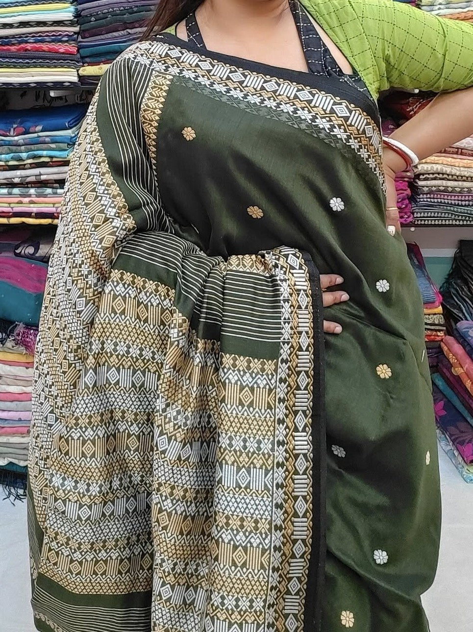 Pure  Mercerized  Cotton with blouse piece Hand weaving-Green
