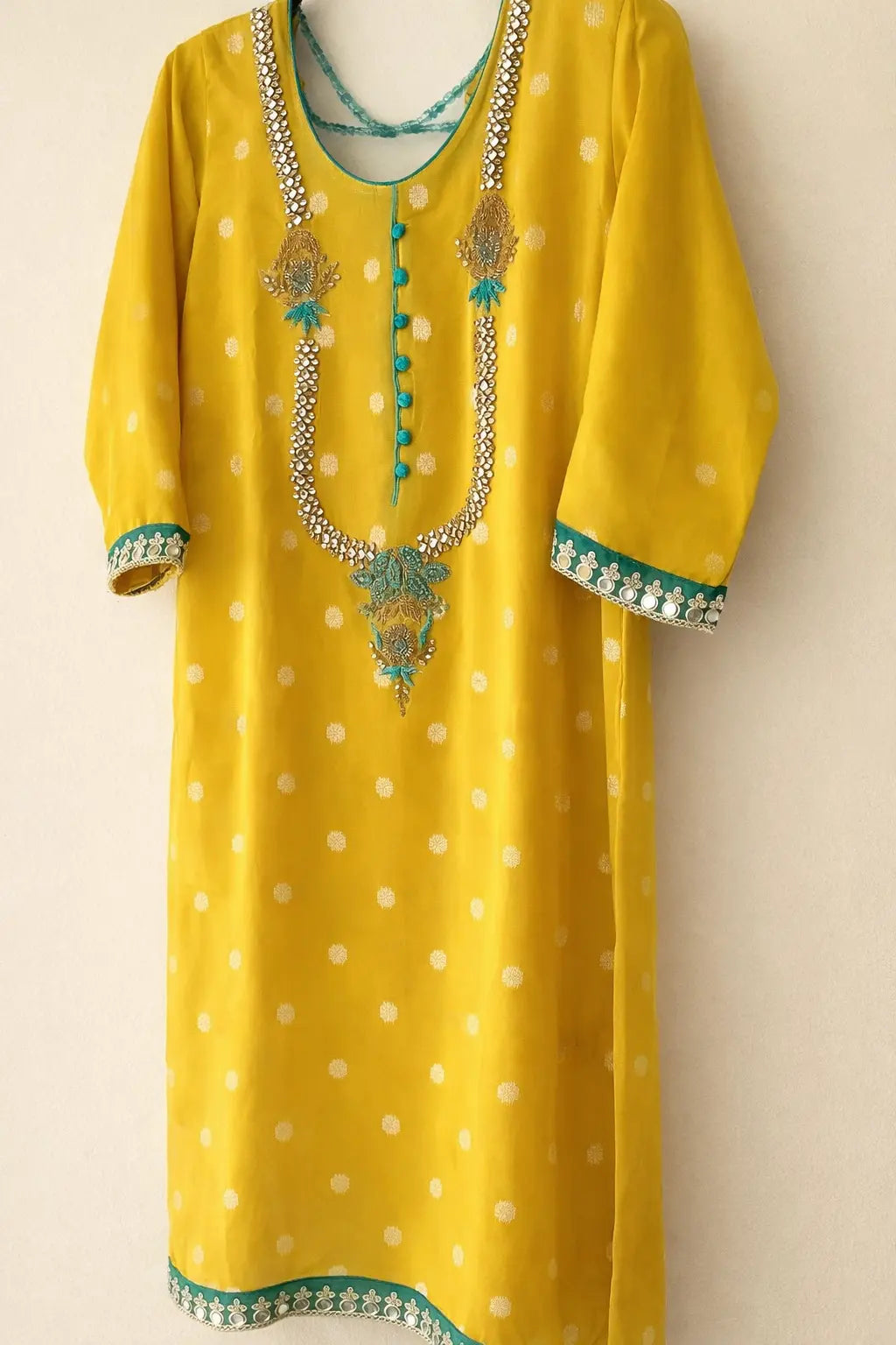 Organza Kameez with Mirror Work, Threadwork & Gold Zari Butti Rachna Suits