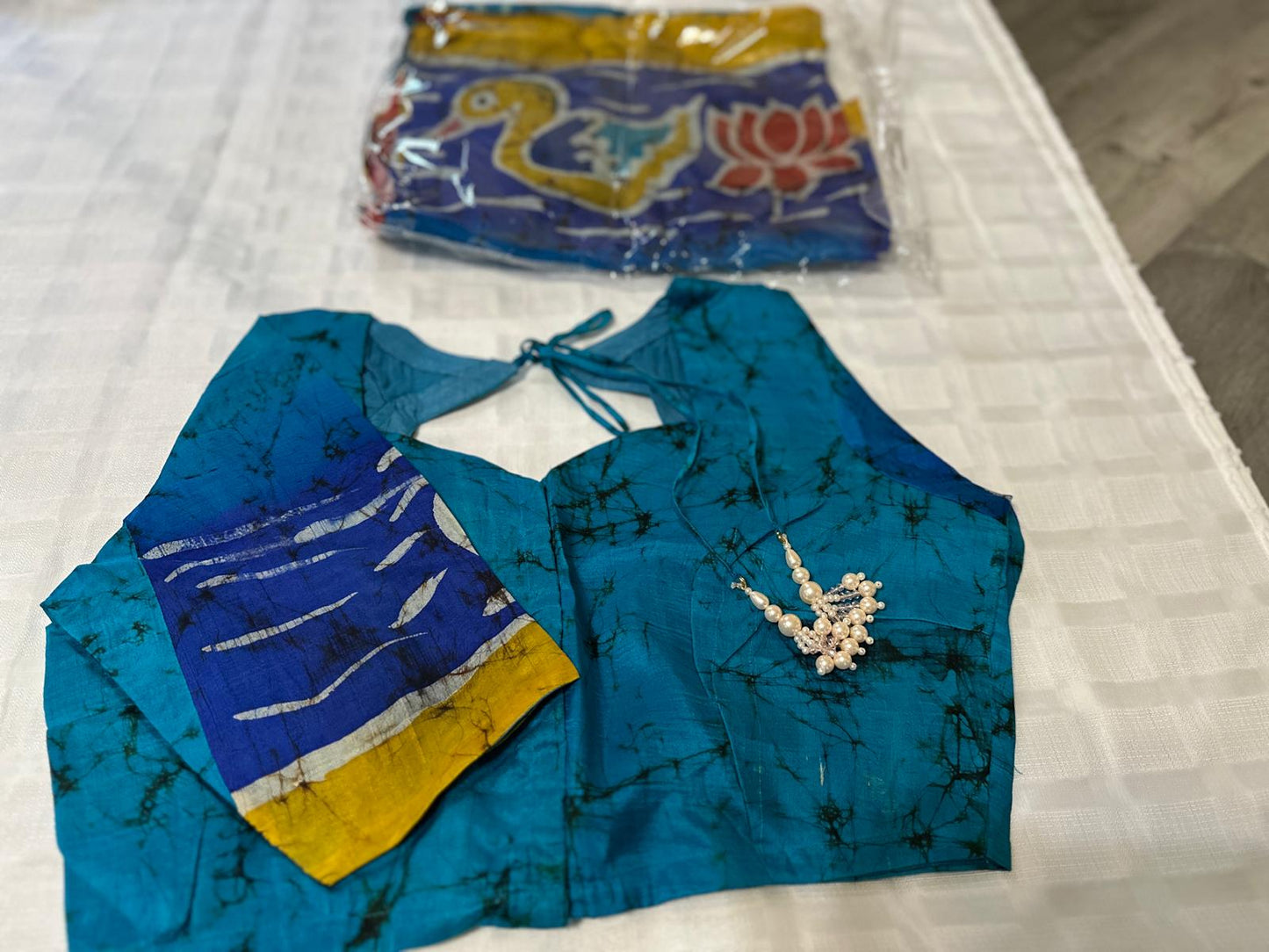 Pure Bishnupuri Silk Hand WaxBatik Sarees - Blue Multi