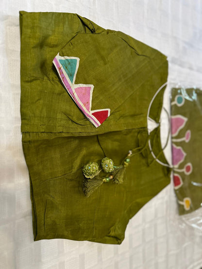 Pure Bishnupuri Silk Hand WaxBatik Sarees-Mehndi Green