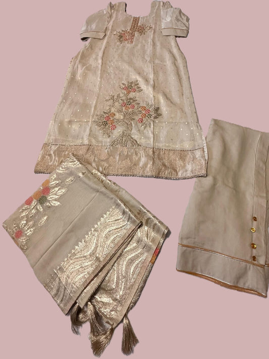 Boutique Custom Style Pant Suit