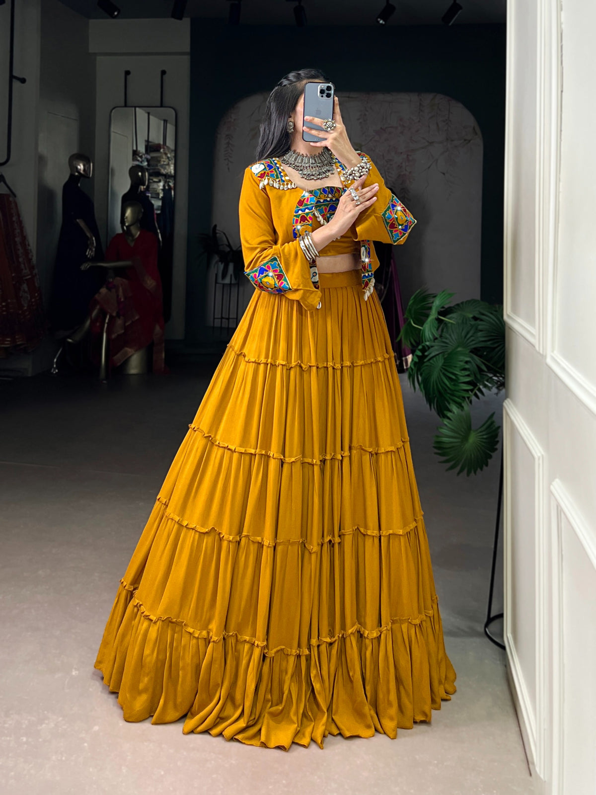 Rajudi Chaniya Choli Deepika's Adornments